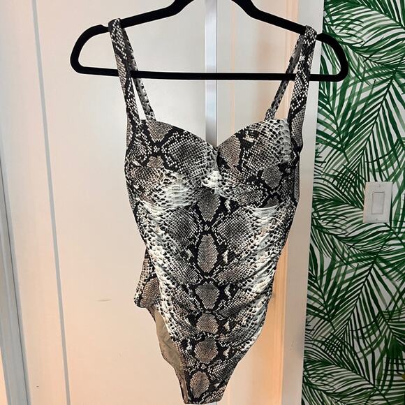 Bond-Eye Australia One Piece Python Print Swimsuit Size 12 D-DD - Picture 2 of 10